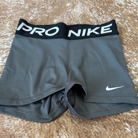 Nike Gray Training Shorts with Black Waistband - Picture 1 of 5